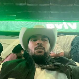 Meet your Posher, Davare